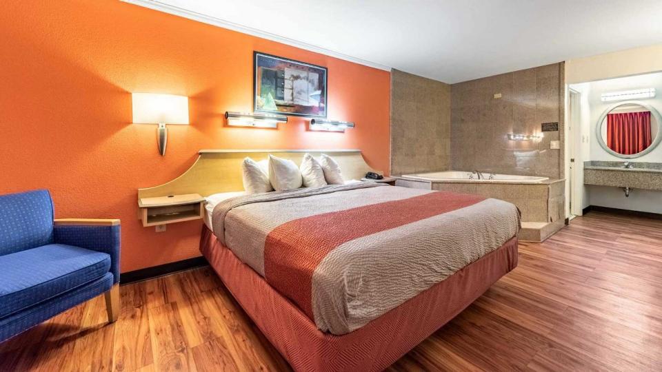 Premium king suite with jacuzzi at Motel 6 Gatlinburg